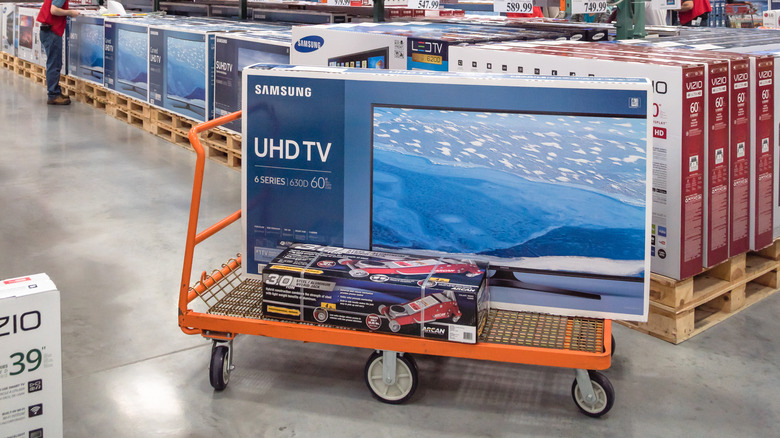 The Advantages of Purchasing Your Next TV at Costco